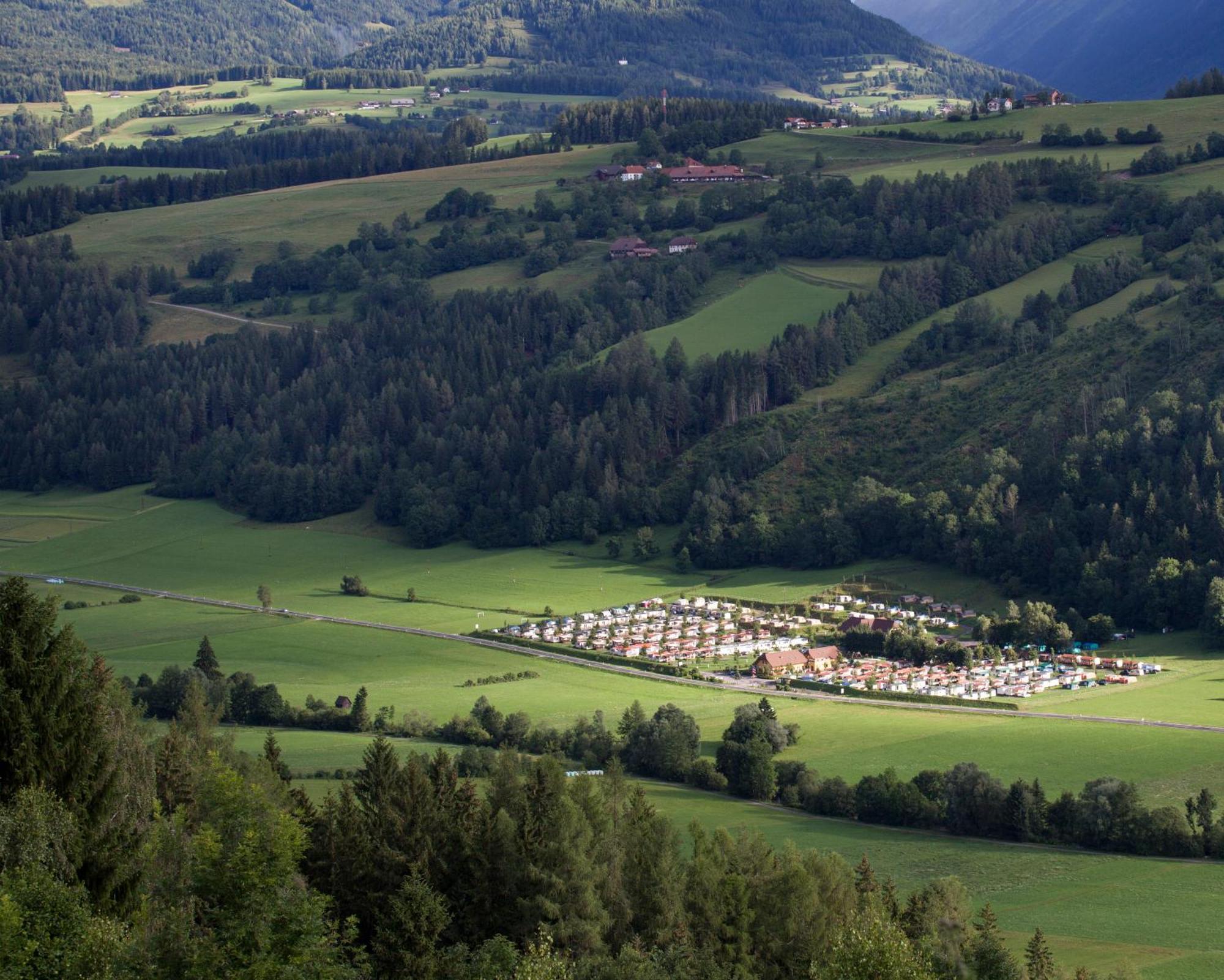 Albatross Mobile Homes On Camping Bella Austria Sankt Peter am Kammersberg Buitenkant foto